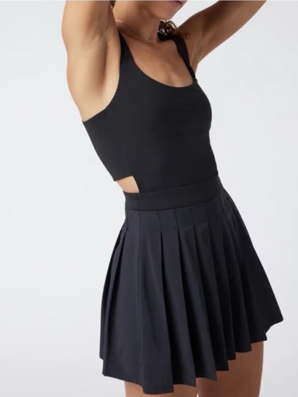 Vuori Set Dress Black Pleated Cut Out Stretchy Black Athleisure Pickleball SZ M